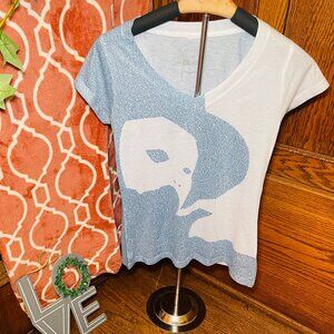 Elegant Blue and White Women's Short Sleeve Tee